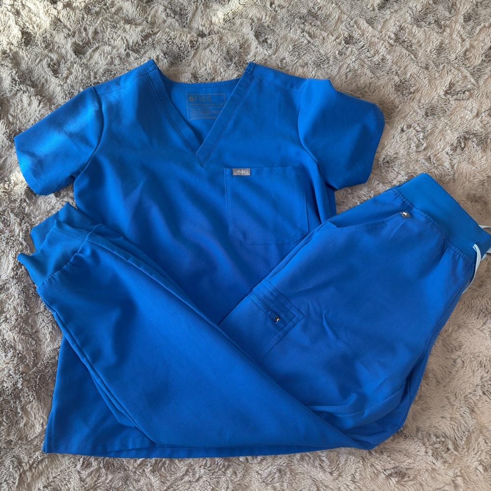 Figs Women's Blue Scrub Set
